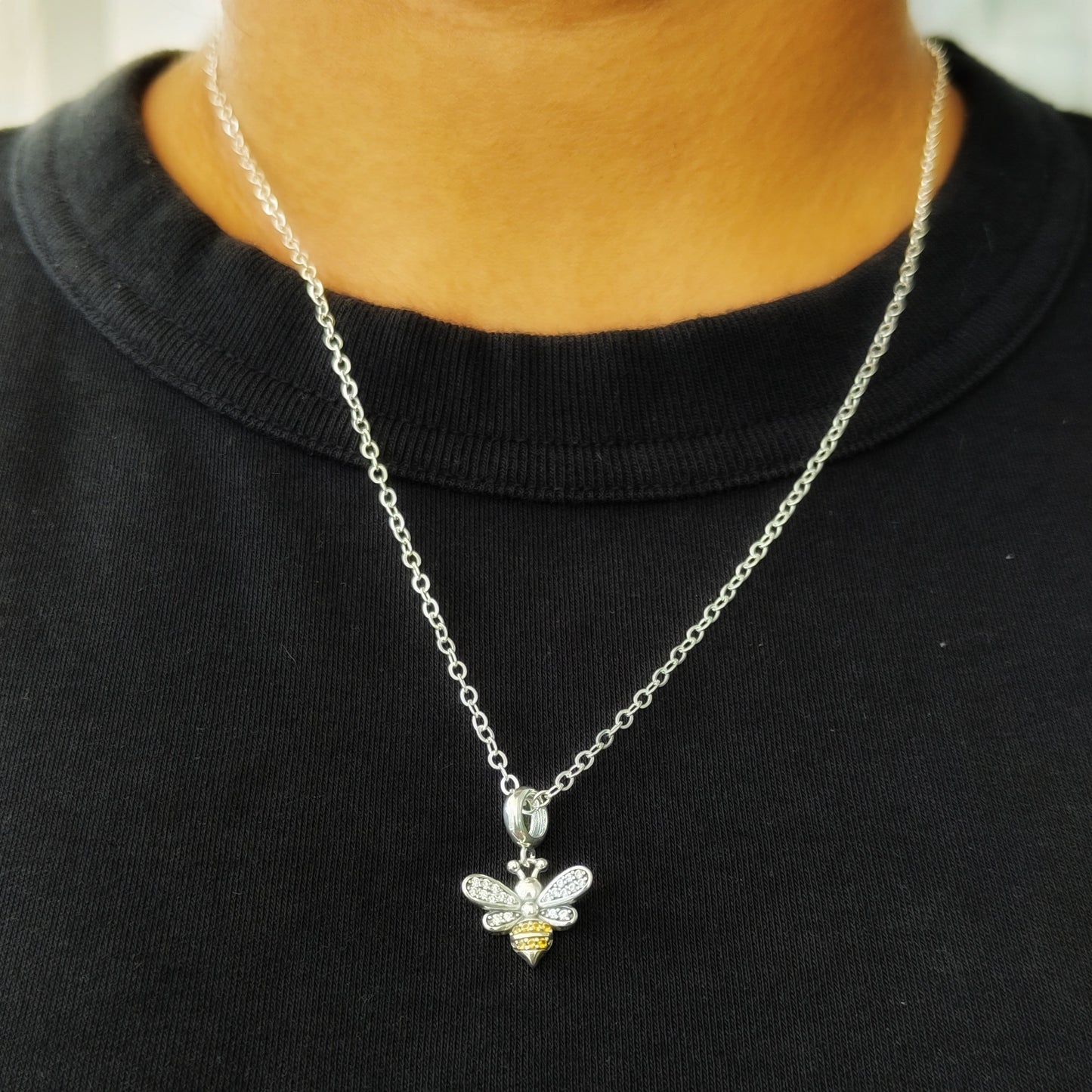 Kween Bee Necklace